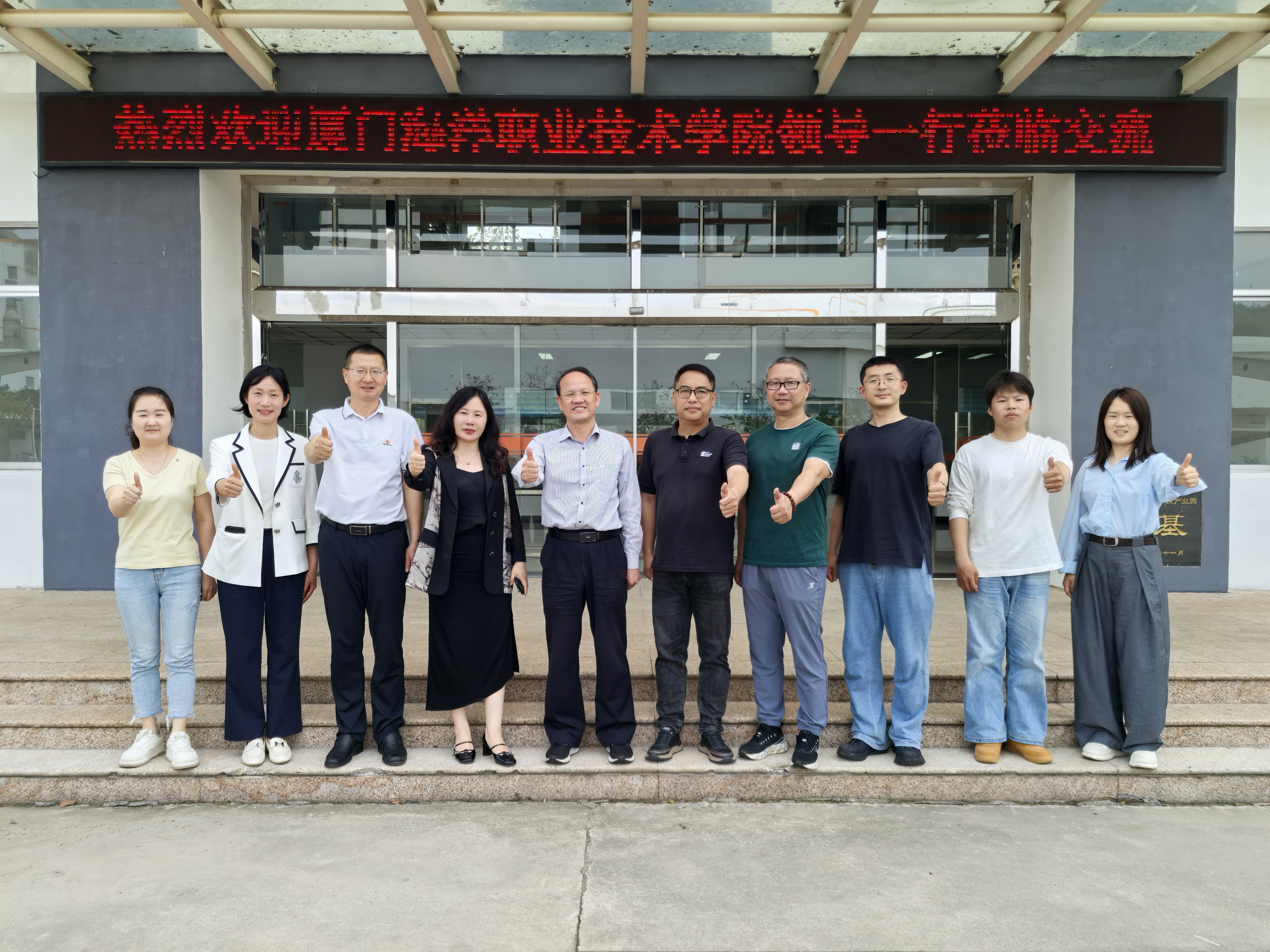 作为封面.jpg 作为封面.jpg