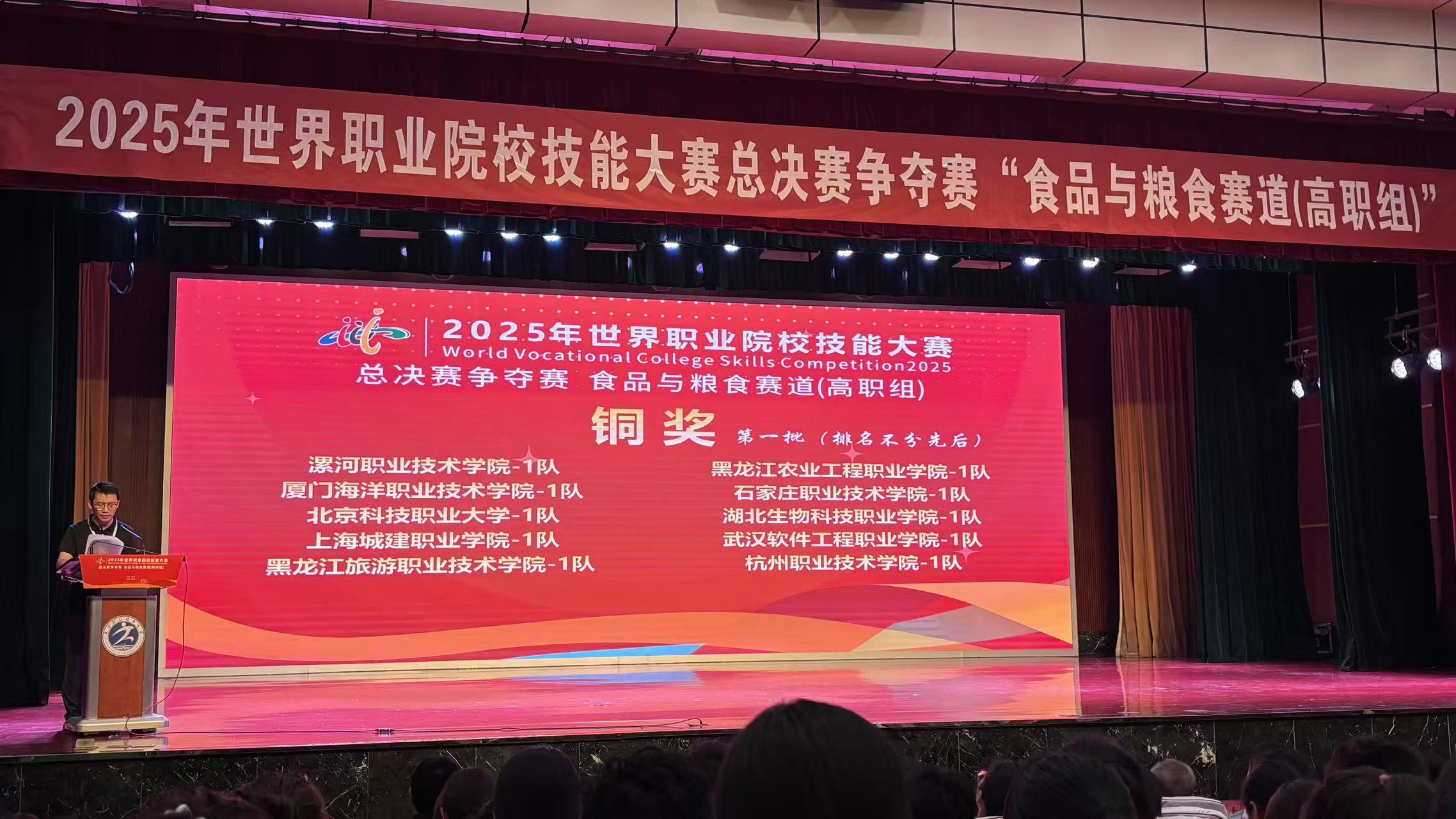 c7fa23f1d3cc6cc9e96525a239d932b0.jpg c7fa23f1d3cc6cc9e96525a239d932b0.jpg